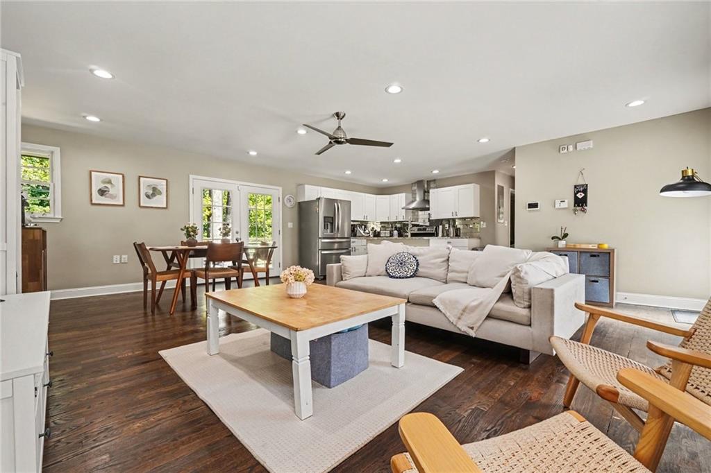 2030 Barberrie Lane