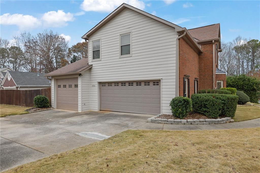 4950 Saddle Bridge Lane