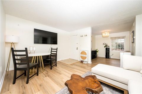 127 Lablanc Way NW Atlanta GA 30327