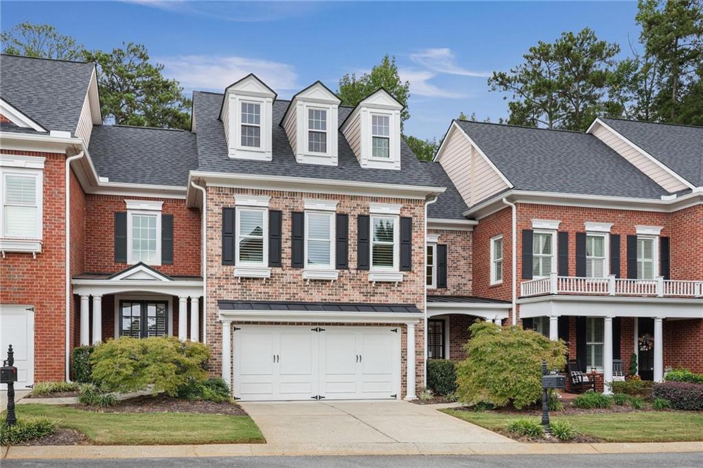 3004 Village Green Circle