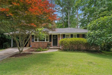 Homes For Sale - 2503 Brentford Place<br/> Decatur, GA 30032