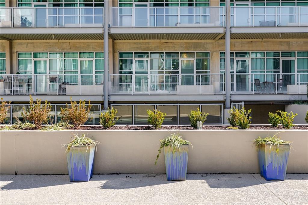 890 Memorial Drive SE 105