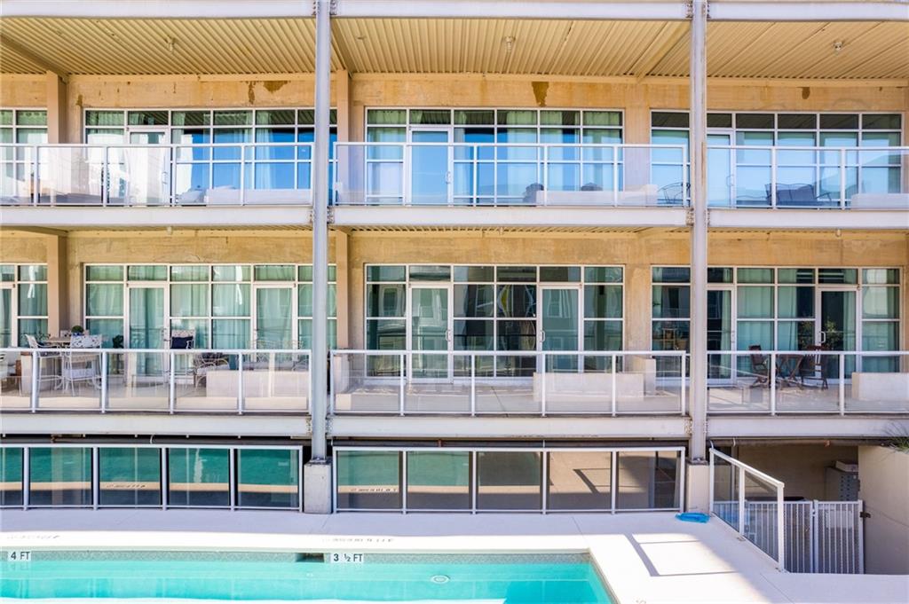 890 Memorial Drive SE 105