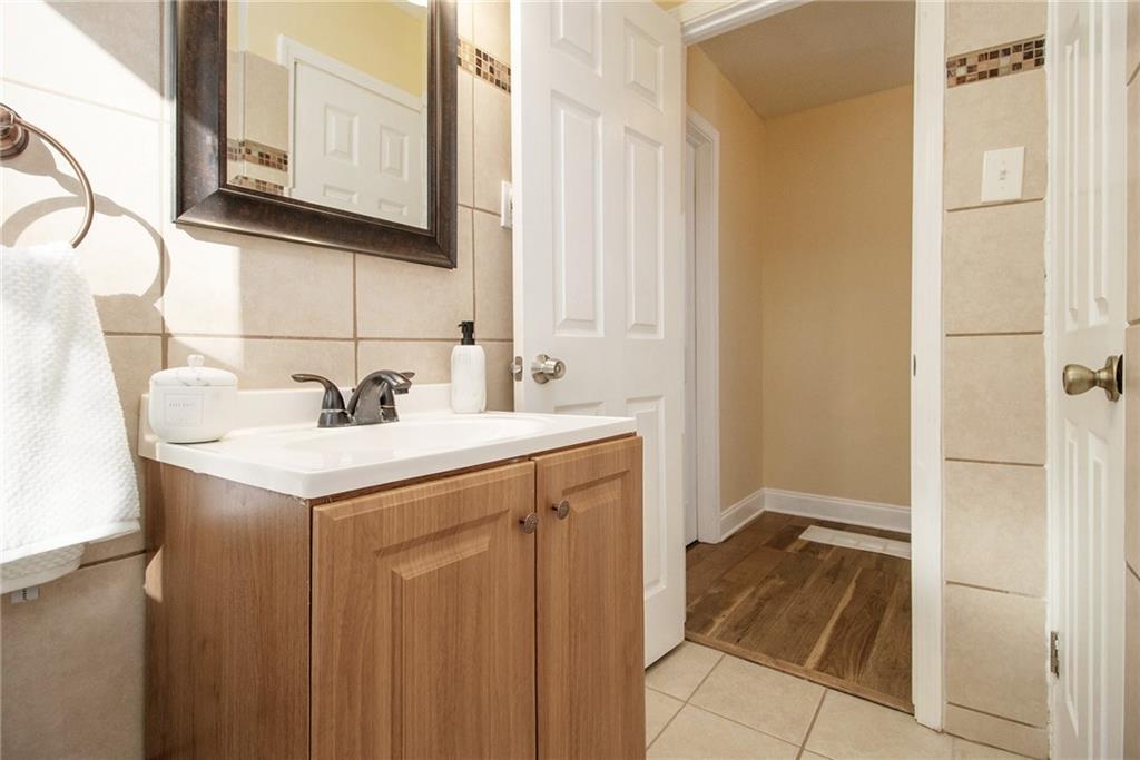 2487 Spring Garden Drive, Atlanta, Georgia image 17