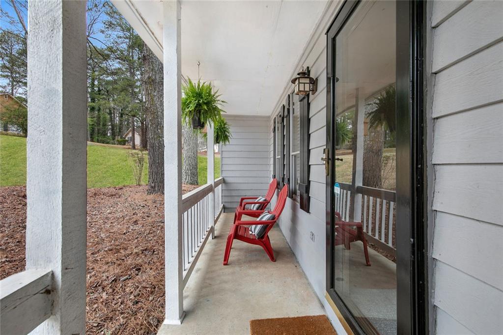 140 Ridgewood Drive, Woodstock, Georgia image 4