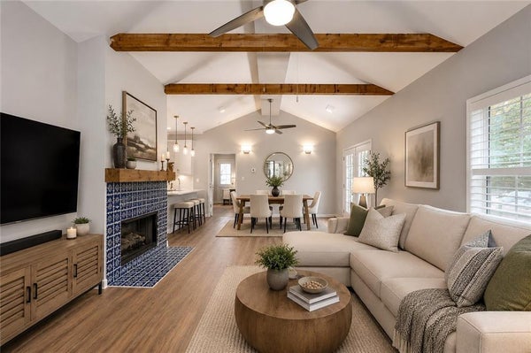 3321 RAES CREEK RD APT 11, MARIETTA, GA 30008 - Image bf66a282b3eeac3768c4e607ee56a79d/1461278409
