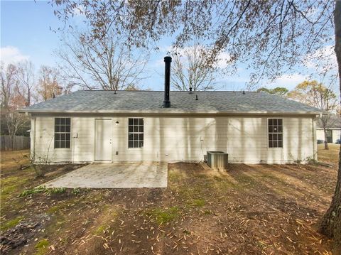 A home in Ellenwood