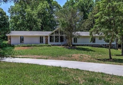 5681 Williams Road Norcross GA 30093