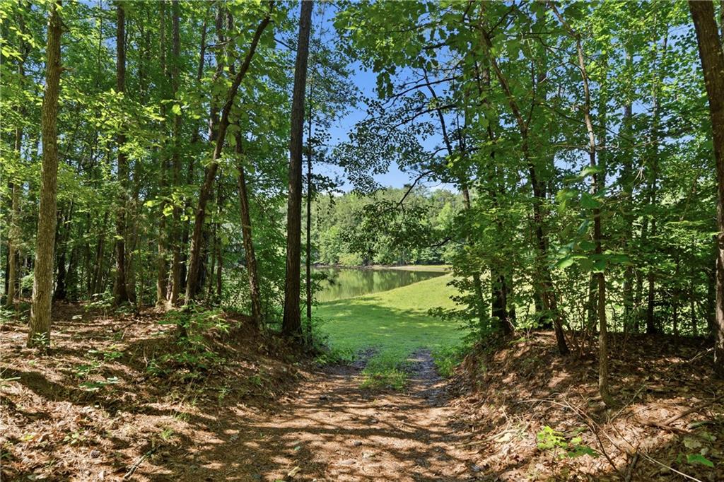 460 Honey Creek Road SE