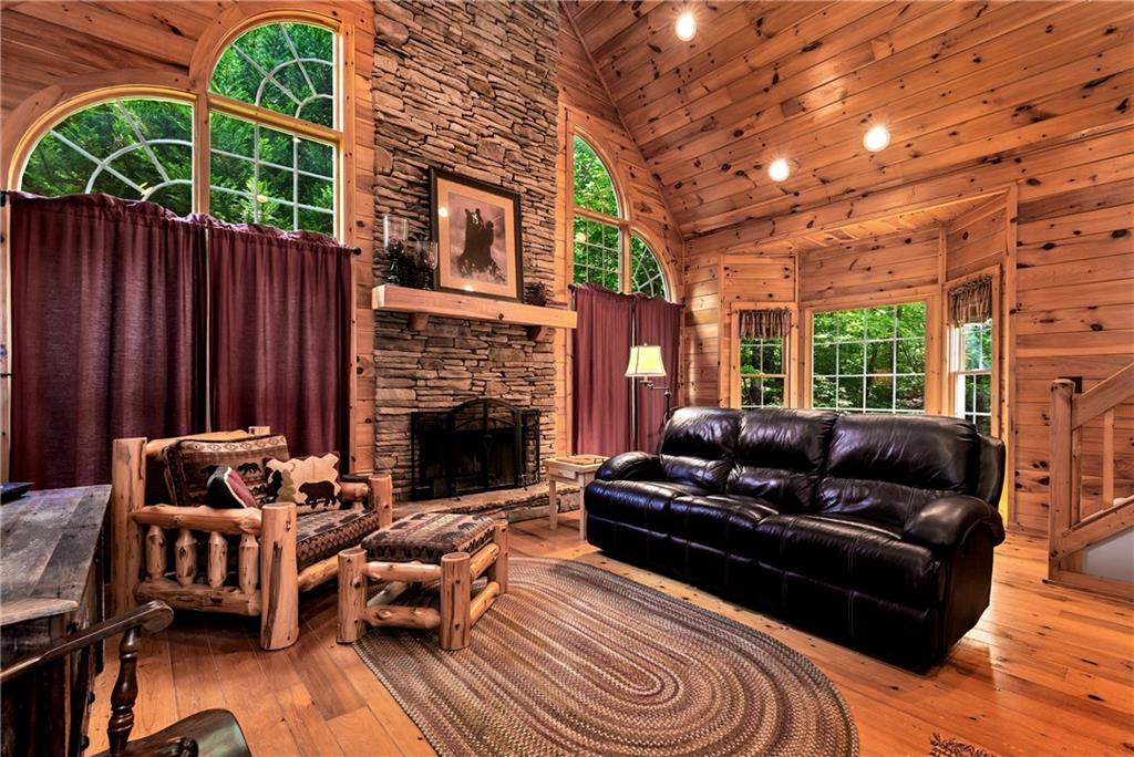 35 Fable Court