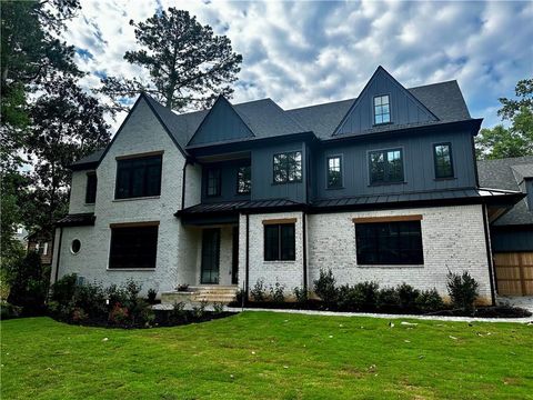 180 Thompson Place Roswell GA 30075