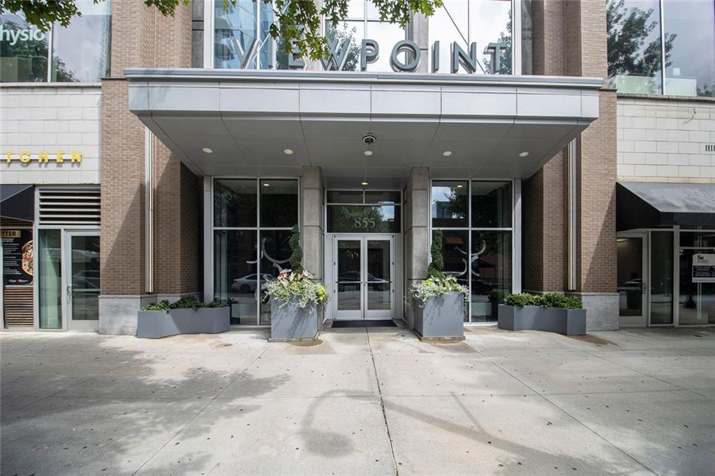 855 Peachtree Street NE 2002