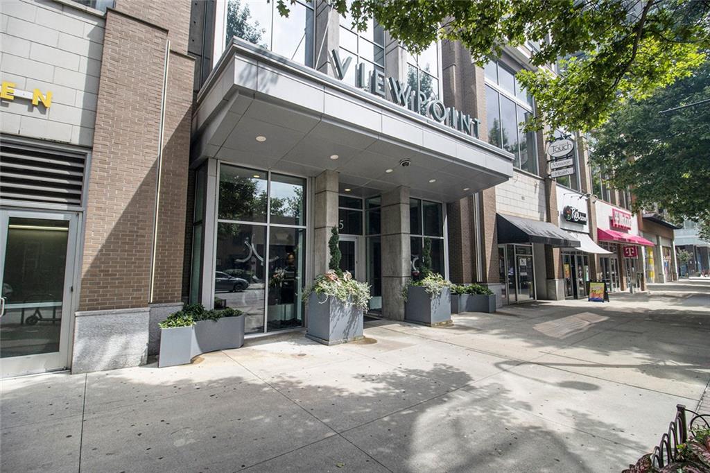 855 Peachtree Street NE 2002