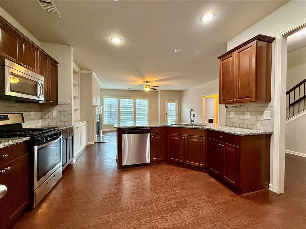 5115 Breezewood Circle