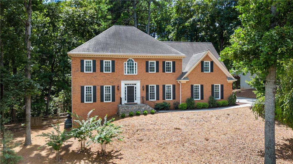 215 Cliffchase Close