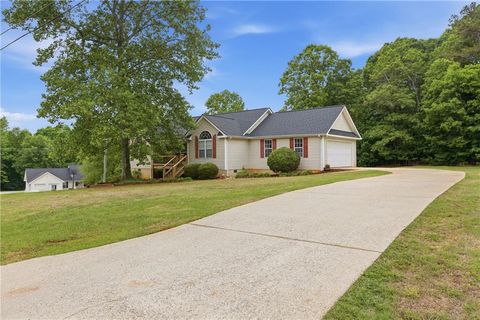 Homes For Sale - 180 Rocky Shoals Trail<br/> Habersham County, Mount Airy, GA 30563