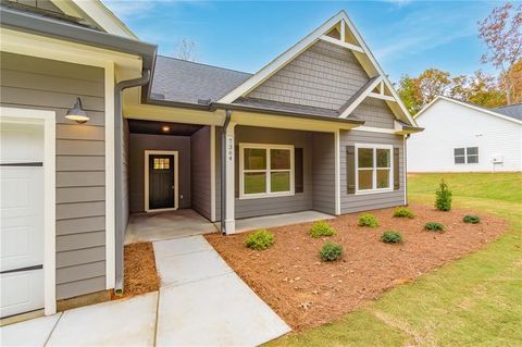 A home in Murrayville