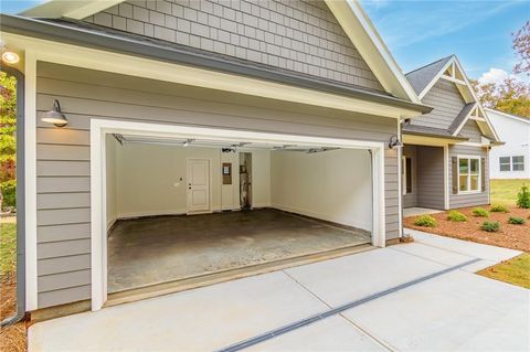 A home in Murrayville