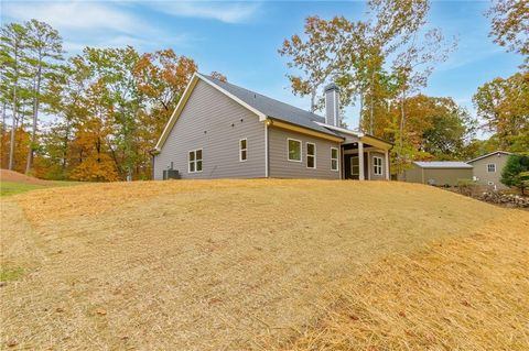 A home in Murrayville