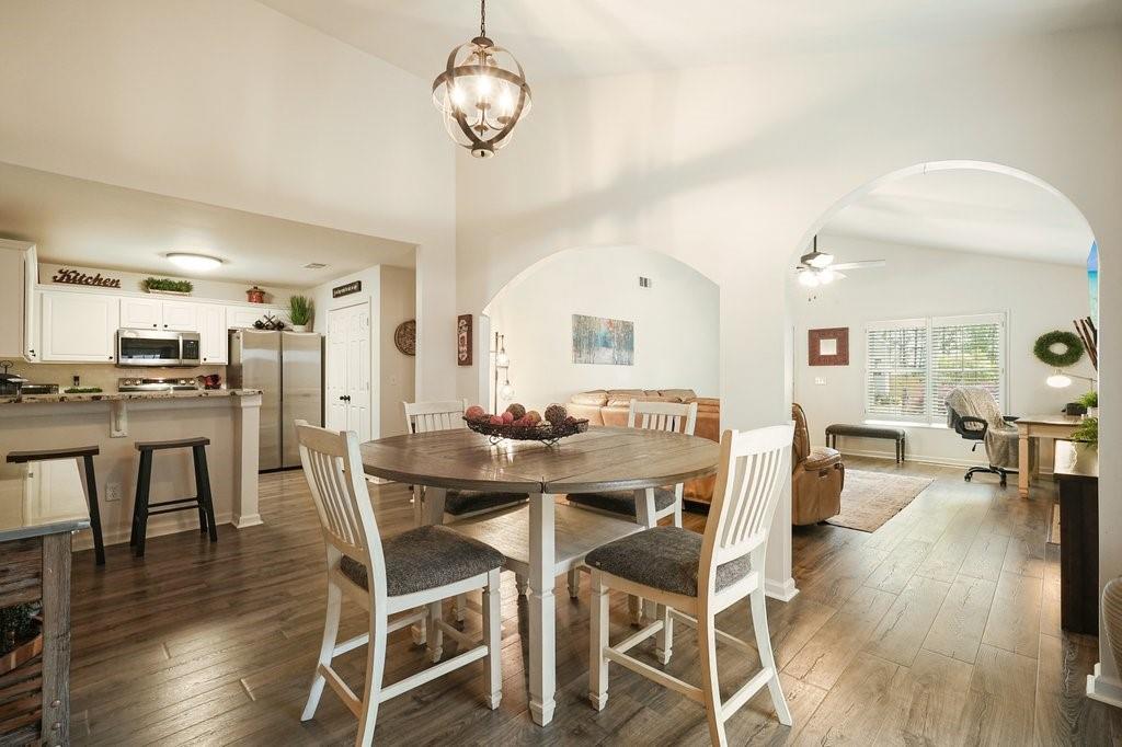 123 Stoneforest Drive, Woodstock, Georgia image 12