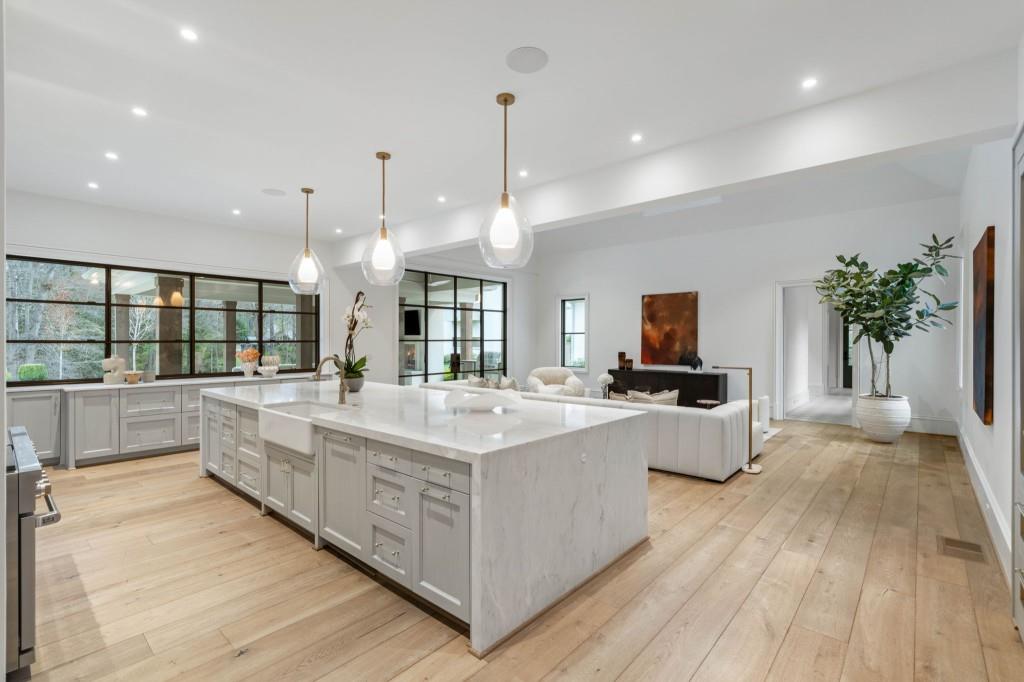 5245 Kenbrook Way, Sandy Springs, Georgia image 18