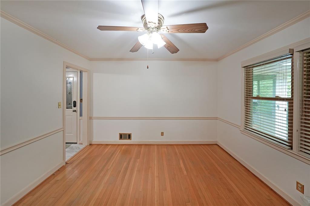 6835 Castleton Drive, Sandy Springs, Georgia image 11