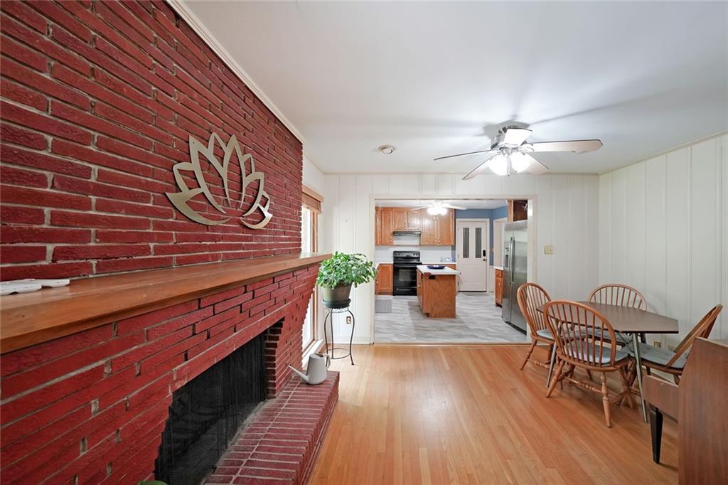 6835 Castleton Drive, Sandy Springs, Georgia image 6
