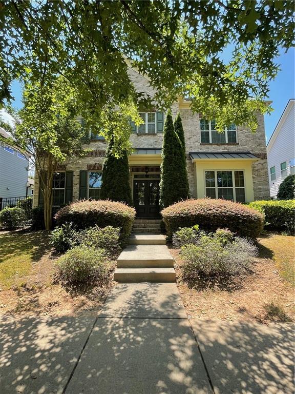 Step into this pristine, move-in ready home featuring a bright, open floorplan and stylish finishes throughout. The property is situated in one of the area's most desirable locations! Featuring an open floorplan with a kitchen that highlights granite countertops, stainless steel appliances, and ample cabinet space - perfect for everyday living and entertaining. The master suite is conveniently located on the main level, complete with a large walk-in closet and a lovely master bath boasting double vanities and separate shower/tub. The laundry room is on the main level as well, just off the master bedroom. The total first floor has newer LVP flooring. Upstairs, there is a spacious loft which is ideal for a media area or home office. Each bedroom has its own bathroom and large walk-in closets. Walk to top-rated schools, Crabapple's charming shops, and great restaurants. You’ll love living here! (Note: If have pets, the pet security deposit is based on pet size.)
SHOWINGS START AUGUST 1.