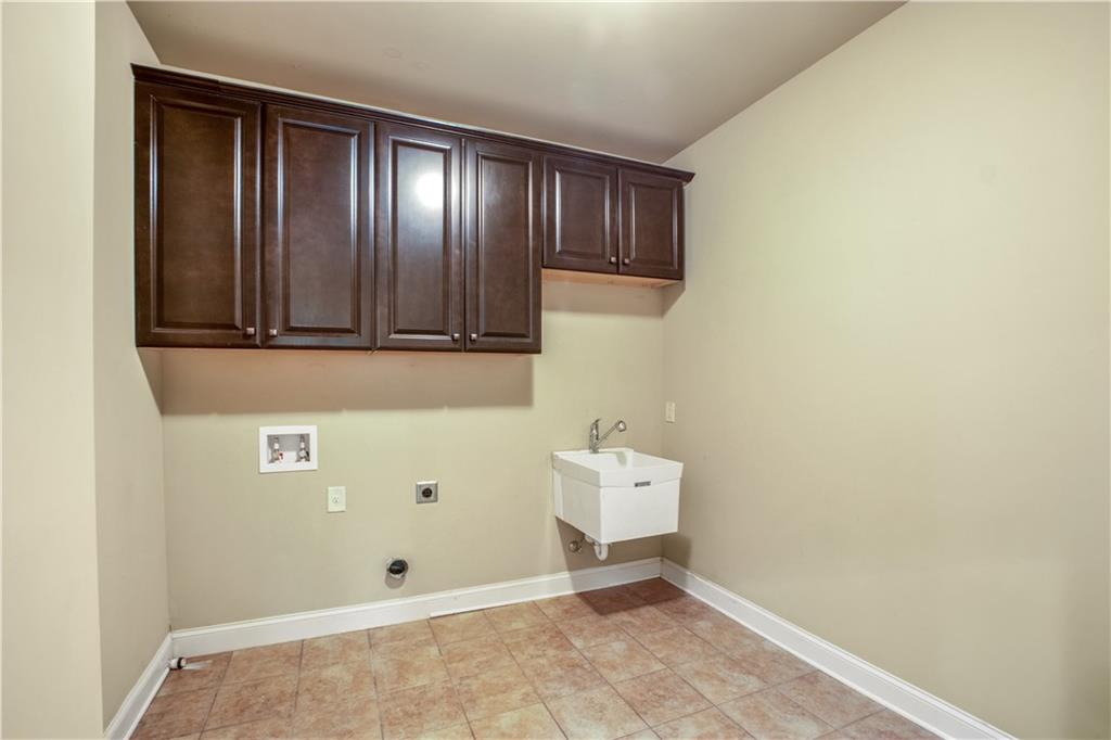 2604 Heltonwood Court, Buford, Georgia image 49