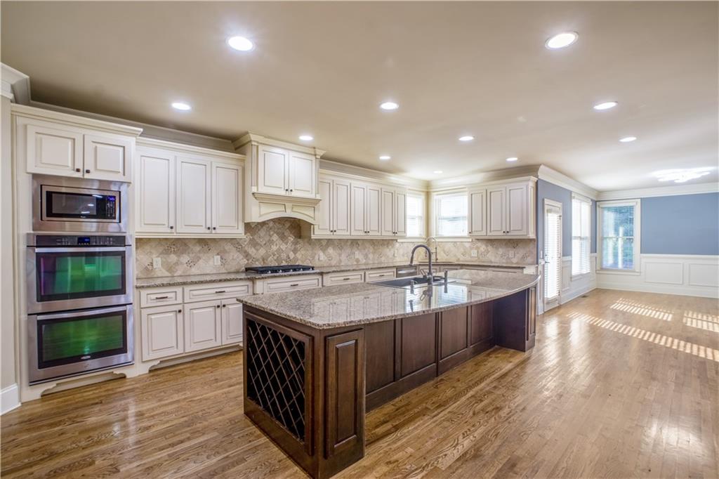 2604 Heltonwood Court, Buford, Georgia image 22