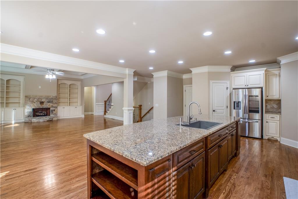2604 Heltonwood Court, Buford, Georgia image 24