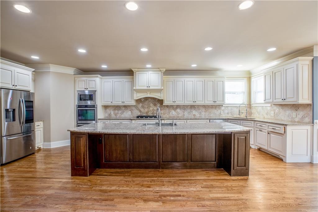 2604 Heltonwood Court, Buford, Georgia image 20