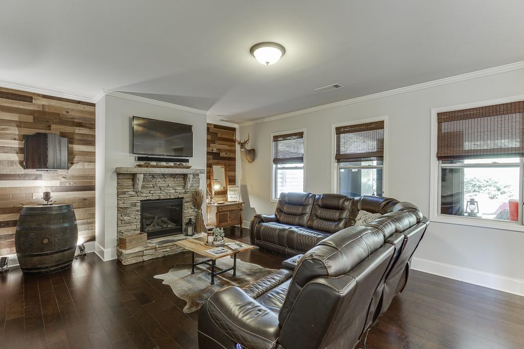 Whispering Creeks - Residential