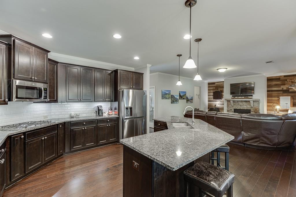 Whispering Creeks - Residential