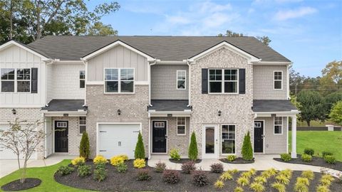 Photo of 2082 Moss Hill Rd Rd, Stone Mountain, GA 30088 (MLS # 7633013)