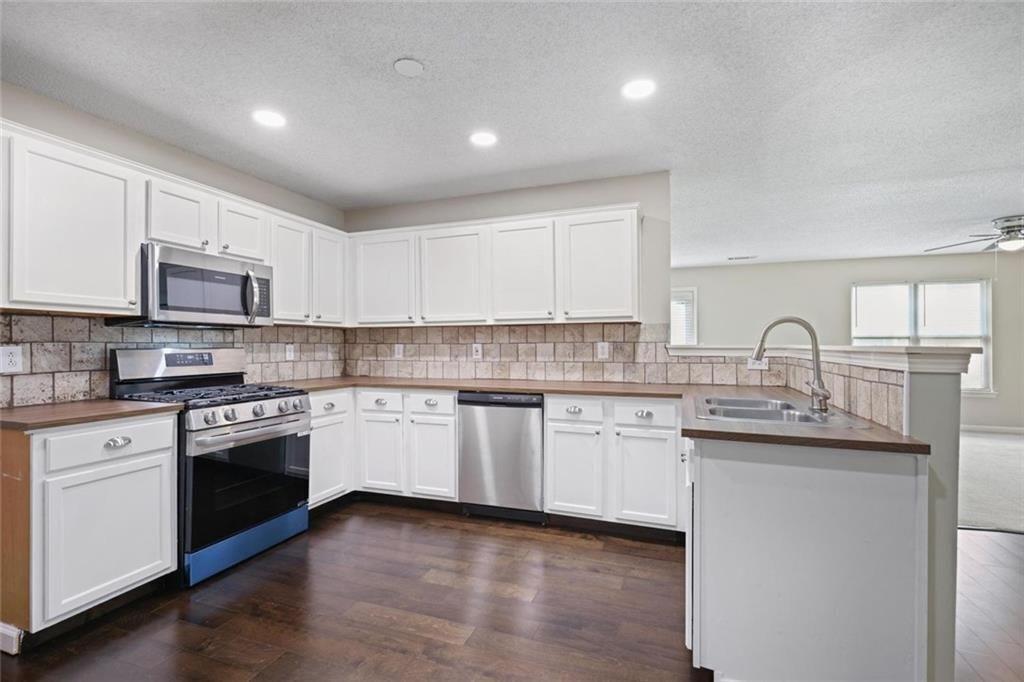 3009 Summer Breeze Drive