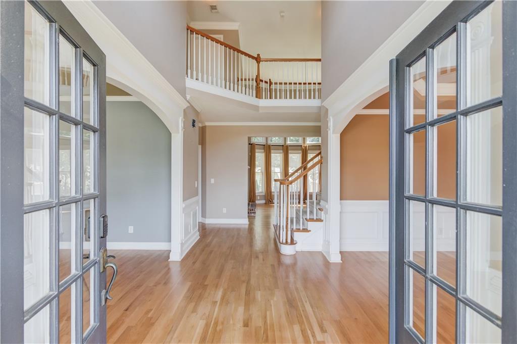 1733 Woodbow Path