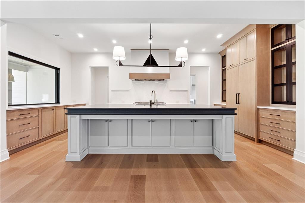225 Maison Ct