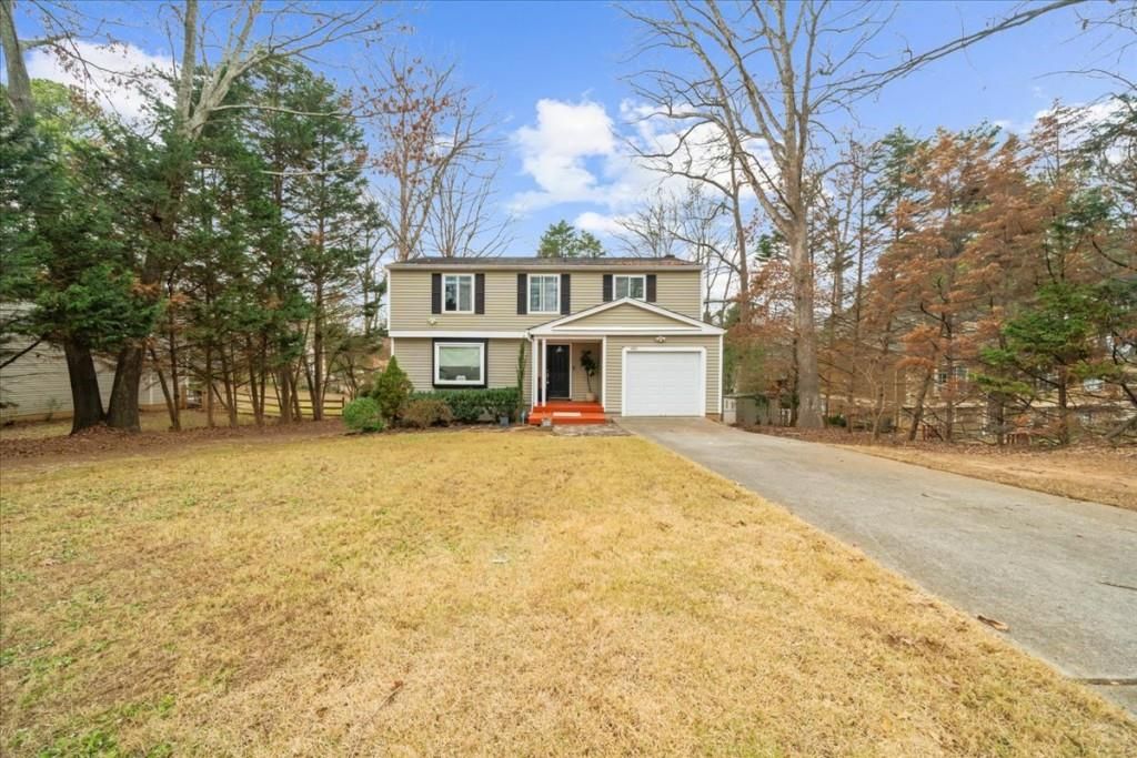 Photo of 600 Sheringham Court, Roswell, GA 30076 (MLS # 7704348)