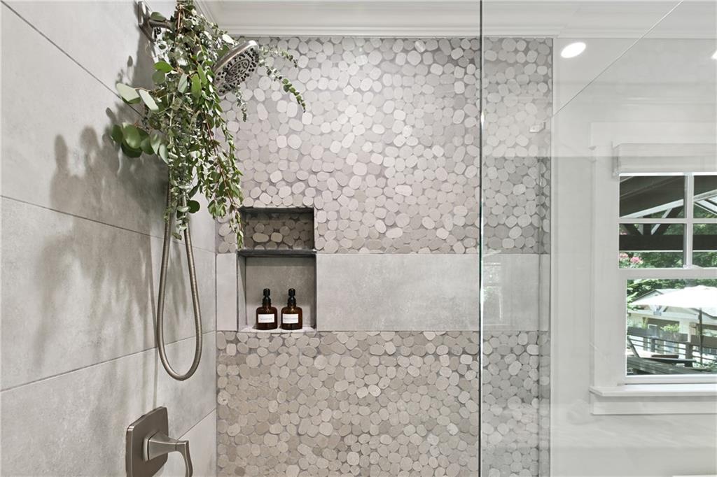 Peachtree Hills - Residential