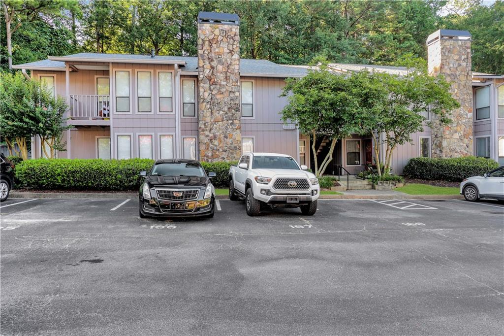 3864 Woodridge Way