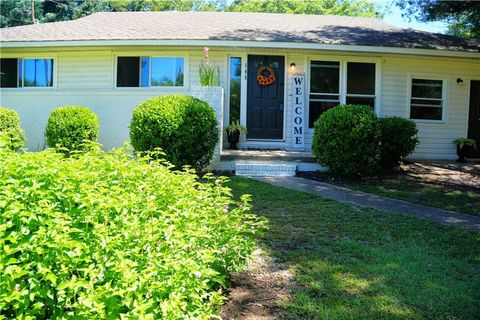 Apartment For Sale - 145 Beaverdam Road<br/> Clarke County, Winterville, GA 30683