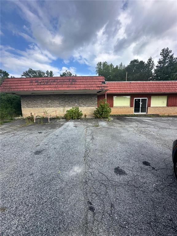 2546 ROCK CHAPEL Road