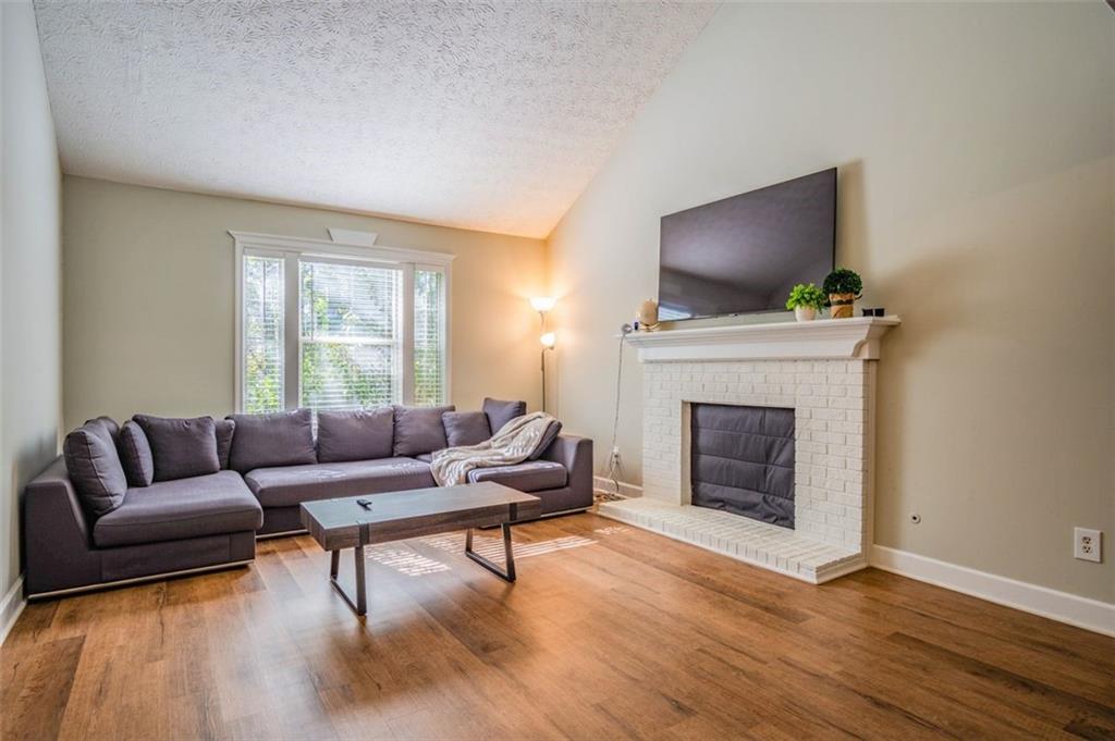 4565 Satellite Boulevard