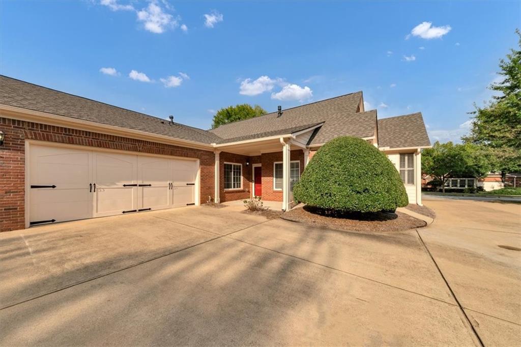 1001 Haven Circle