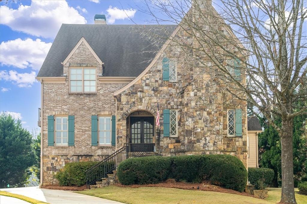 2252 Parkwood Place Court SE