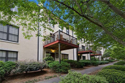 Photo of 114 Knob Hills Circle, Decatur, GA 30030 (MLS # 7799729)