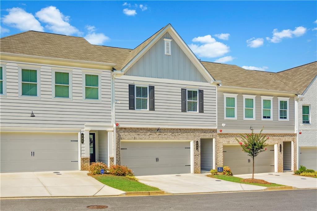 Gates at Hamilton Grove - Residential