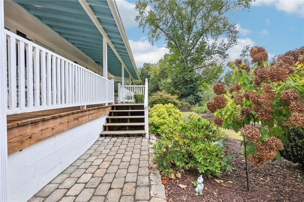 3011 Lawton Lane