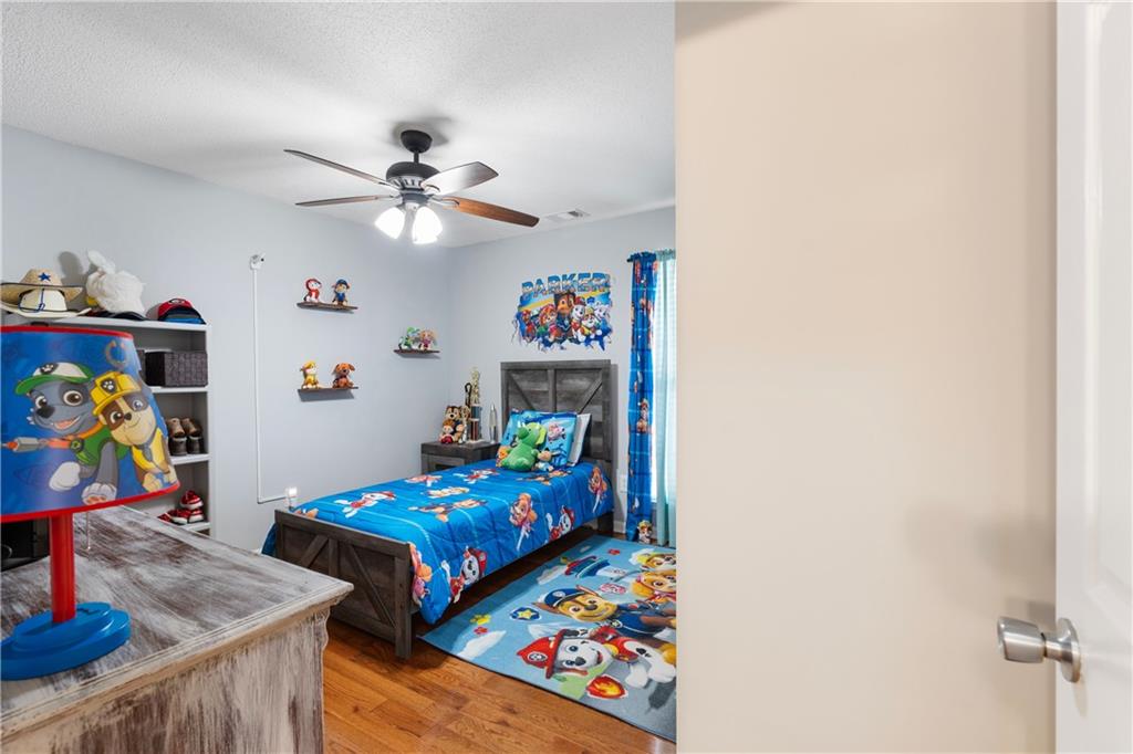196 Blue Holly Drive, Calhoun, Georgia image 12